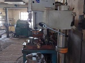 Pillar drilling machine