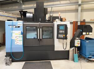 Doosan DNM 5700 Machining center - vertical