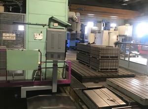 FPT Industrie S.p.A AREA travelling column milling machine