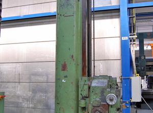 GIDDINGS & LEWIS 230-5 Floor type boring machine