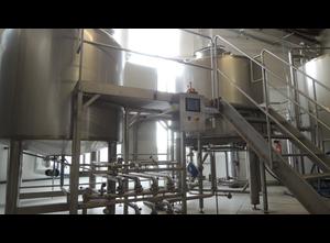 Semi-automatic brewhouse complete with 3 tanks, all in 304 stainless steel.